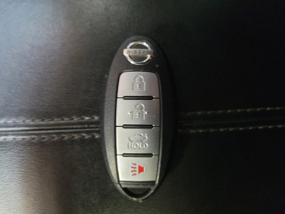 Used 2023 Nissan Sentra SV FWD image 32