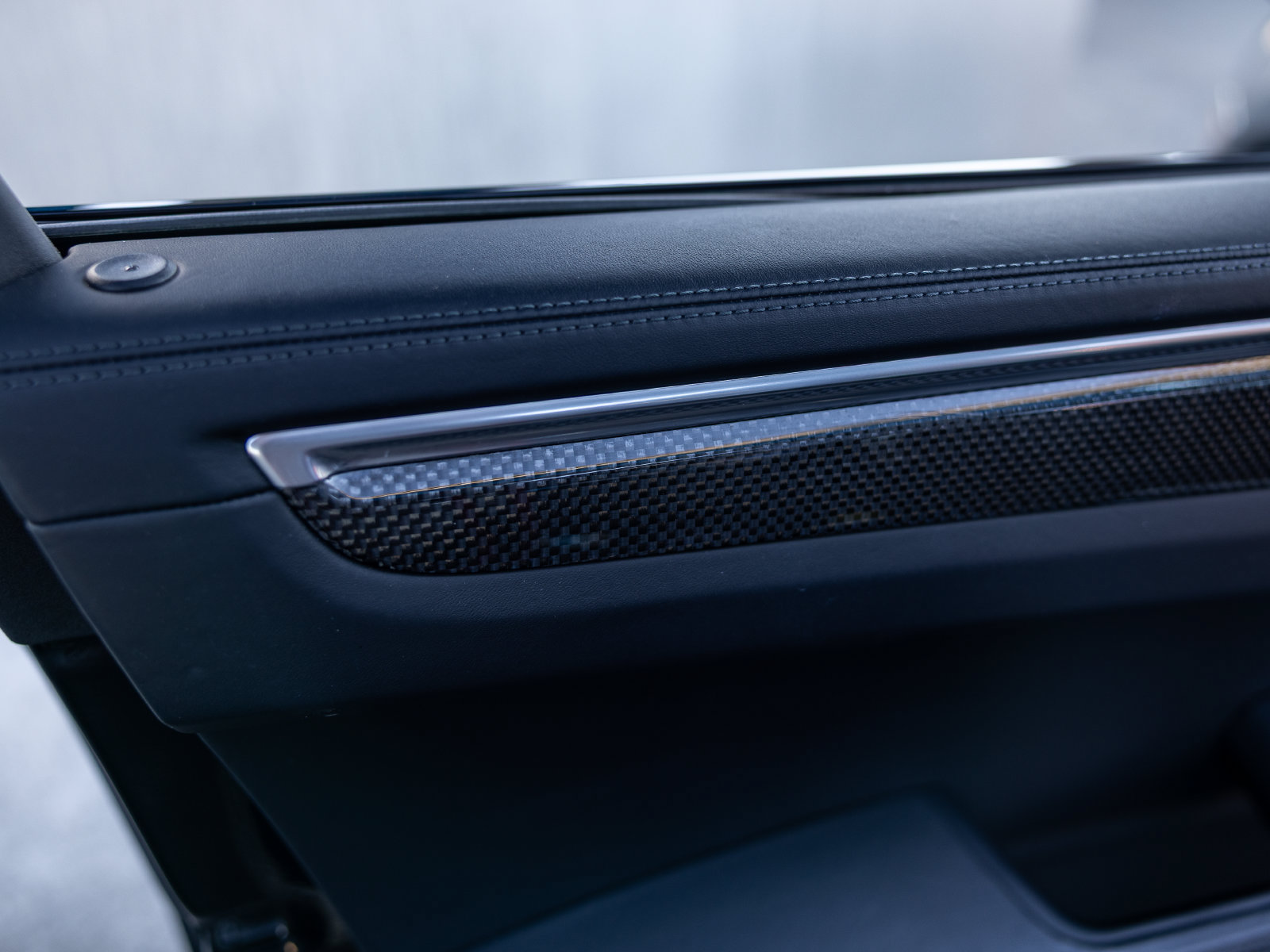 Certified 2023 Porsche Macan S AWD/4WD image 41