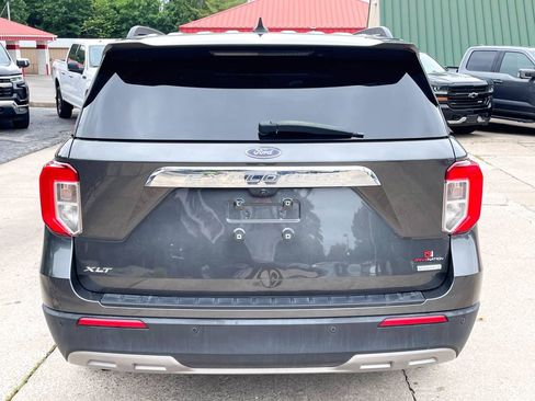 Used 2020 Ford Explorer XLT w/ Equipment Group 202A RWD image 8