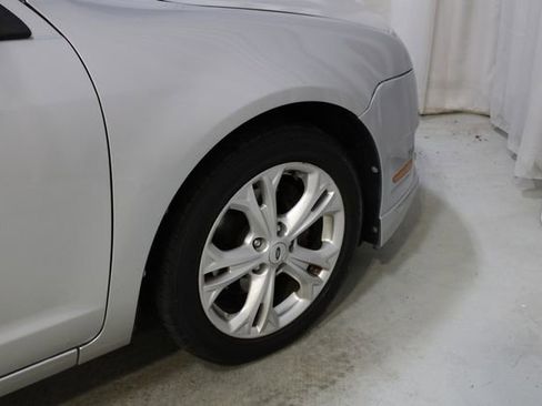Used 2012 Ford Fusion SE image 26