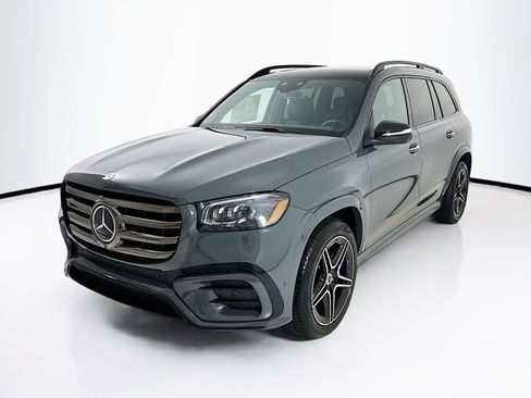 New 2026 Mercedes-Benz GLS 450 4MATIC image 3