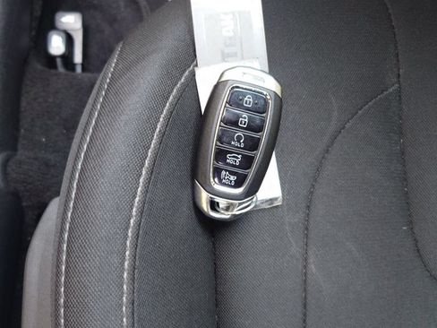 Certified 2023 Hyundai Elantra SEL w/ Convenience Package FWD image 31
