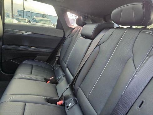 New 2026 Cadillac Optiq Luxury 2 image 22