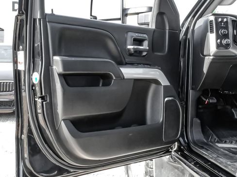 Used 2019 Chevrolet Silverado 2500 LTZ w/ Duramax Plus Package AWD/4WD image 33