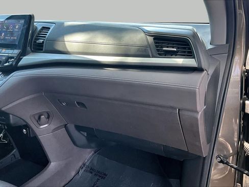 Used 2019 Honda Odyssey EX-L image 19