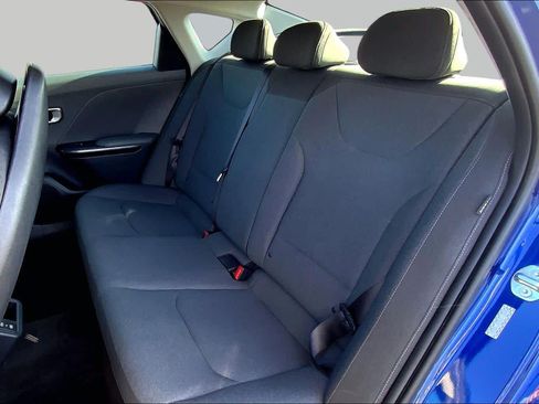 Used 2025 Kia K4 FWD image 21