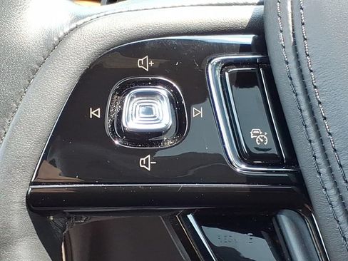 Used 2024 Lincoln Aviator Reserve w/ Equipment Group 201A AWD/4WD image 27