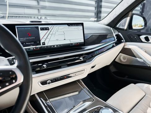 Used 2024 BMW X7 M60i w/ Executive Package AWD/4WD image 71