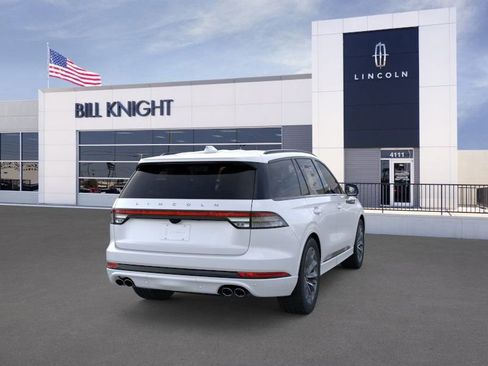 New 2026 Lincoln Aviator AWD w/ Jet Appearance Package image 8