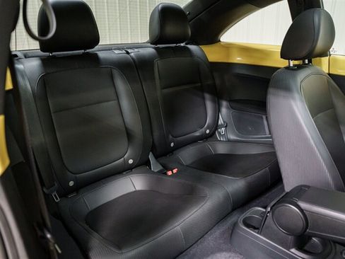 Used 2013 Volkswagen Beetle 2.5 FWD image 24