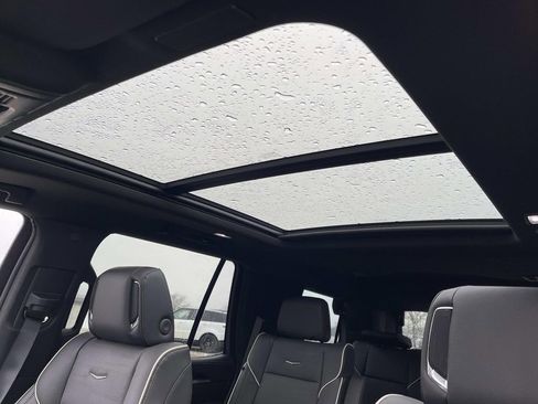 New 2026 Cadillac Escalade Luxury w/ Touring Package image 26