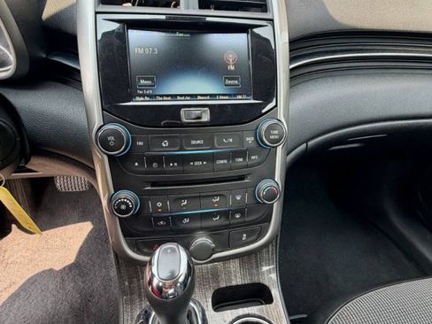 Used 2014 Chevrolet Malibu LT w/ Power Convenience Package FWD image 13