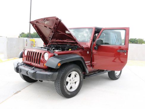 Used 2010 Jeep Wrangler Rubicon w/ PWR Convenience Group AWD/4WD image 98