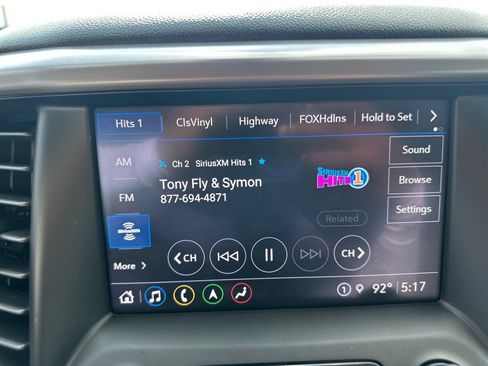 Used 2023 GMC Acadia AT4 image 13