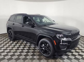 New 2025 Jeep Grand Cherokee Limited w/ Black Appearance Package 360° Tour