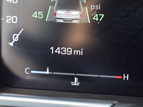 Used 2026 GMC Sierra 3500 Denali Ultimate image 14