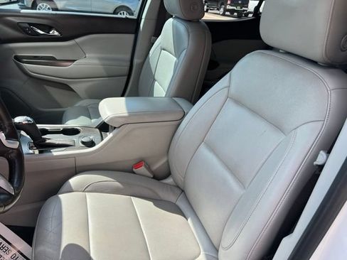 Used 2018 GMC Acadia SLT AWD/4WD image 16