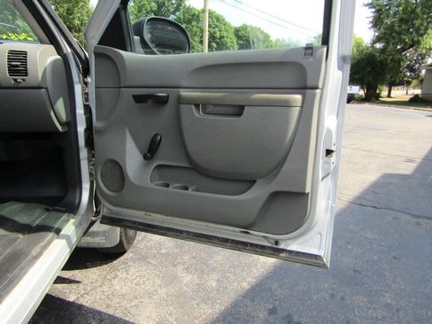 Used 2013 GMC Sierra 2500 W/T image 13