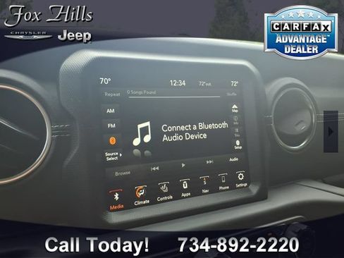 Used 2023 Jeep Wrangler Unlimited Sahara w/ Cold Weather Group AWD/4WD image 20
