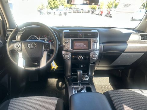 Certified 2016 Toyota 4Runner SR5 AWD/4WD image 13