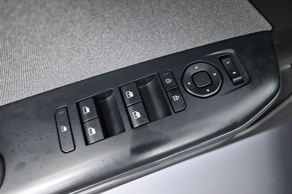 Certified 2025 Kia K4 EX FWD image 10