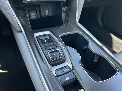 Used 2020 Honda Accord Hybrid image 24