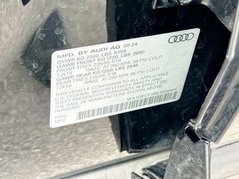 Used 2025 Audi Q3 2.0T Premium AWD/4WD image 44