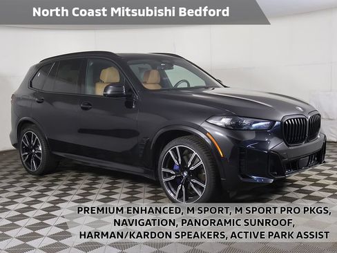Used 2024 BMW X5 xDrive40i AWD/4WD image 1