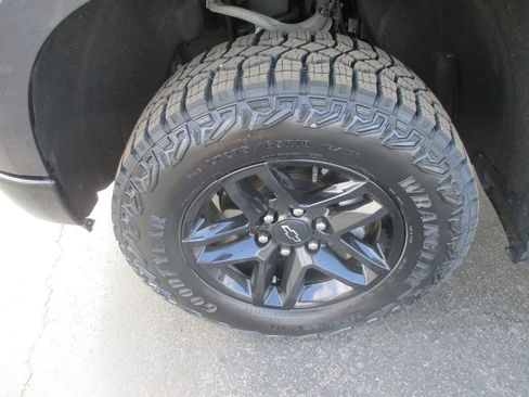 Used 2022 Chevrolet Silverado 1500 LT Trail Boss w/ LT Trail Boss Premium Package image 15