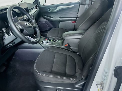 Used 2024 Ford Escape Active image 13