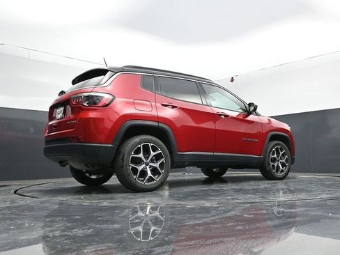 Used 2025 Jeep Compass Limited AWD/4WD image 55