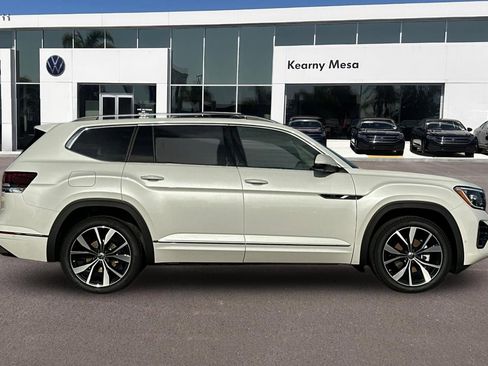 New 2026 Volkswagen Atlas SEL Premium R-Line AWD/4WD image 3