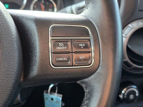 Used 2018 Jeep Wrangler Unlimited Sport S image 30