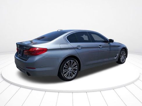 Used 2017 BMW 530i xDrive w/ Premium Package AWD/4WD image 3