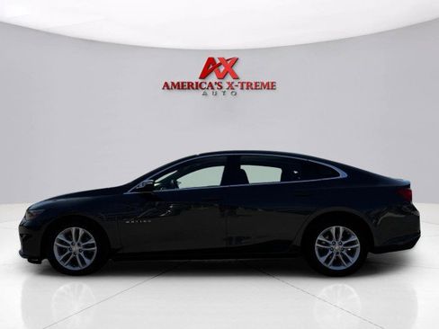 Used 2016 Chevrolet Malibu LT image 2