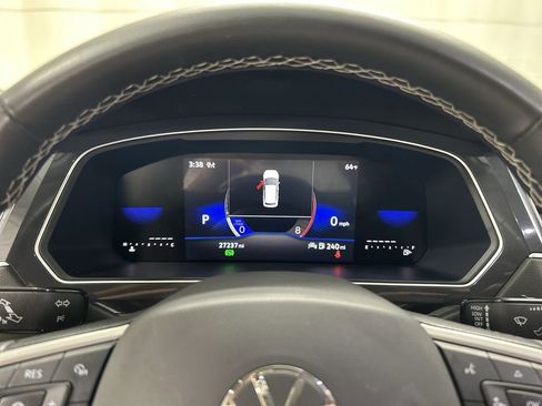 Used 2024 Volkswagen Tiguan S image 13