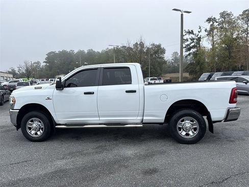 Used 2024 RAM 3500 Tradesman w/ Chrome Appearance Group image 6