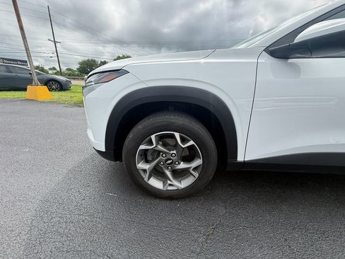 Used 2025 Chevrolet Trax LT w/ LT Convenience Package FWD image 10