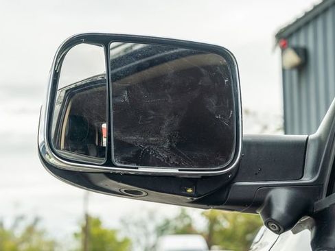 Used 2021 RAM 3500 Laramie image 11