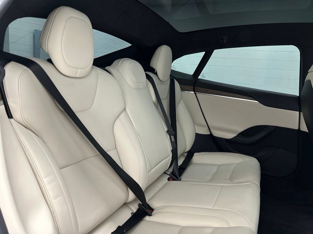 Used 2023 Tesla Model S Standard Range AWD/4WD image 22