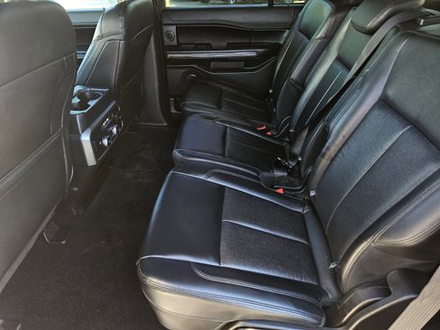 Used 2019 Ford Expedition XLT w/ Equipment Group 202A image 28