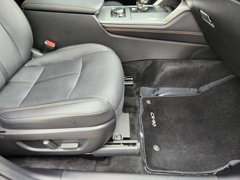 Used 2024 MAZDA CX-90 Plug-In Hybrid w/ Preferred AWD/4WD image 16