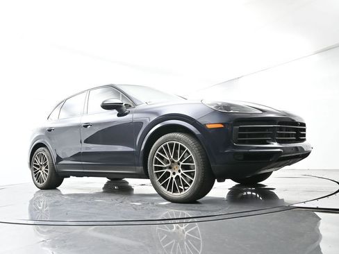Certified 2023 Porsche Cayenne S Platinum AWD/4WD image 52