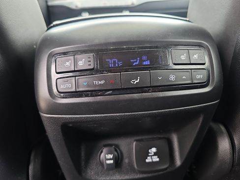 Used 2022 Hyundai Palisade Limited w/ Cargo Package FWD image 18