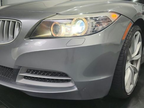 Used 2009 BMW Z4 sDrive35i RWD image 39