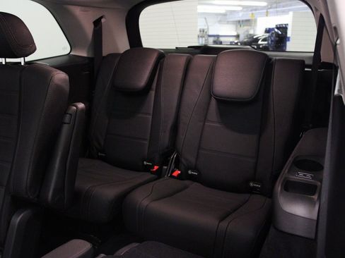 Certified 2024 Mercedes-Benz GLS 580 4MATIC image 21