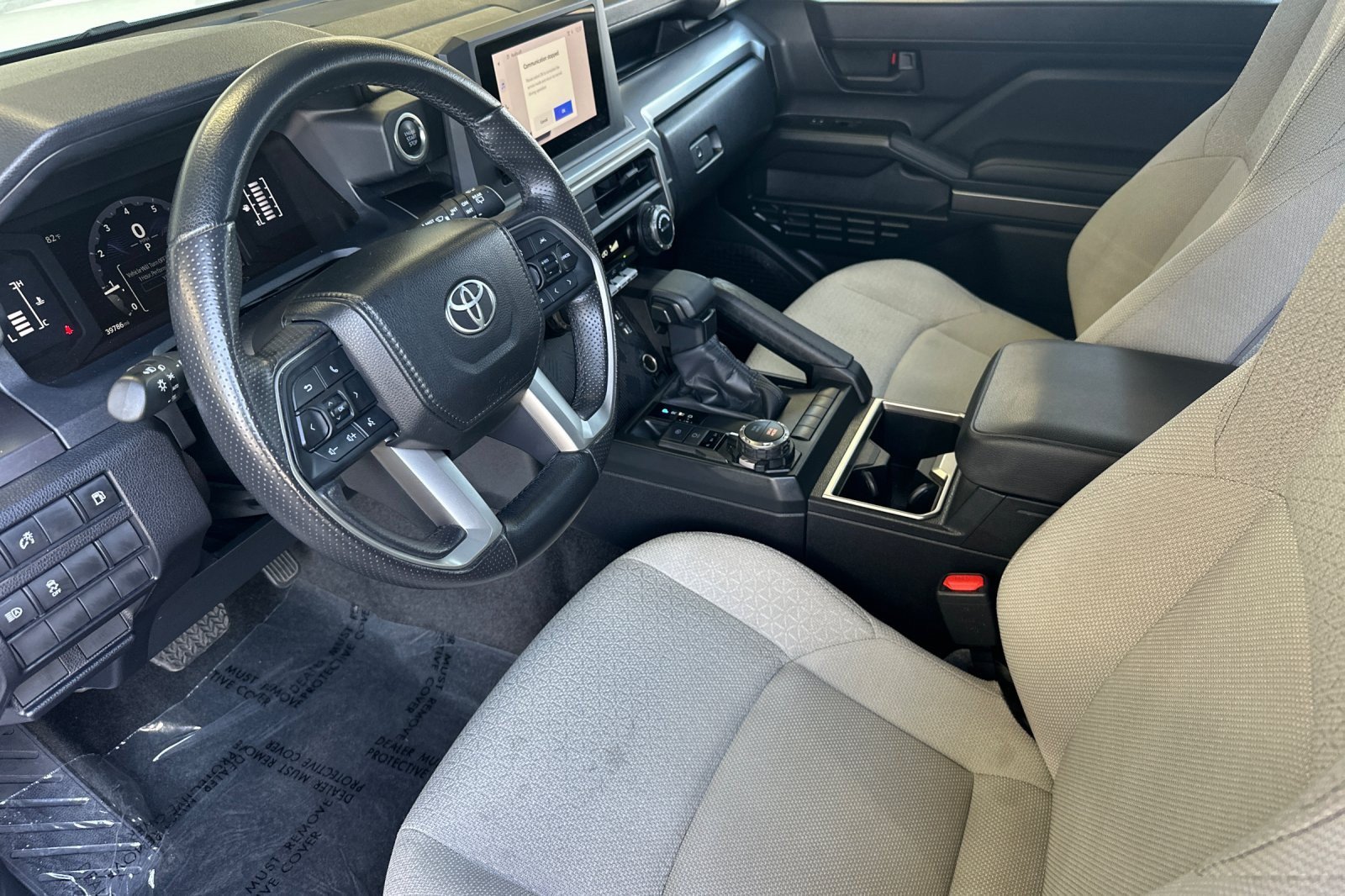 Certified 2025 Toyota 4Runner SR5 AWD/4WD image 9