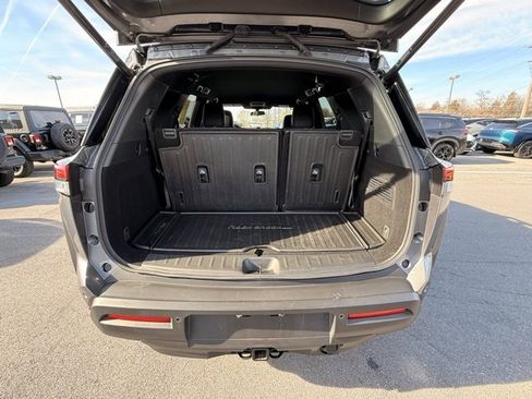 Certified 2025 Nissan Pathfinder Rock Creek image 19