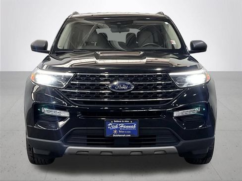 Used 2023 Ford Explorer XLT w/ Equipment Group 202A AWD/4WD image 4