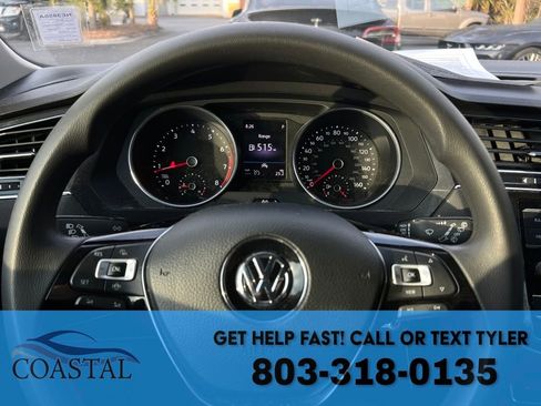 Used 2021 Volkswagen Tiguan S image 14